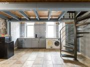 Loft 2 pièces 107 m²