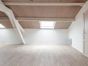 Loft 2 pièces 70 m²