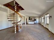 Loft 2 pièces 83 m²