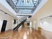 Loft 365 m2 3 chambres paris 75010