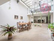 Loft 5 pièces 180 m²
