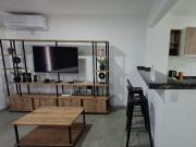 Loft amueblado. Balcón. Piscina. Cochera