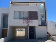 Loft amueblado en Renta en Grand Preserve Juriquilla