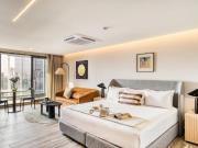 Loft con balcón en Cibeles Roma por dias, semana o mes