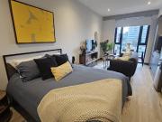 Loft con electrodomésticos y servicios Napoles