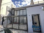 Loft con patio o cochera a pasos de la estación Bernal