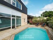 Loft contemporain avec piscine
