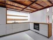 Loft en alquiler en Sarrià – Espacio versátil