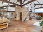 Loft en Duplex au Charme Industriel Marseille 16ème