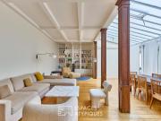 Loft en duplex avec verrières Place des Victoires