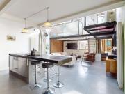 Loft en duplex, ensoleillé, au 3ème étage avec ascenseur...