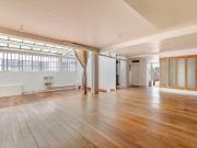 Loft Habitation en plein coeur du 11ème