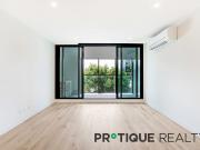 Unfurnished Loft! 2B 1.5 Bathrooms with Carpark 108 SQM...