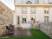 Loft Novo com jardim em Palacete Recuperado