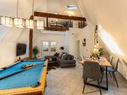 LOFT with Billiard Table and Ps4, Wuppertal Amsterdam...