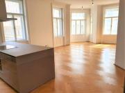 LOFTARTIG sonnig Nähe U1