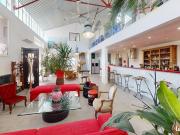 Loft/atelier/surface 10 pièces 369 m²