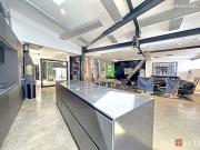 Loft/atelier/surface 2 pièces 163 m²