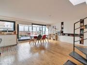 Loft/atelier/surface 3 pièces 72 m²