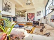 Loft/atelier/surface 5 pièces 150 m²