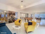 Loft/atelier/surface 7 pièces 258 m²