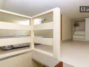 Lofted Studio con aire acondicionado y balcón en el...