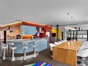 LOFTSPEKTAKEL MIT MONSTERTERRASSE