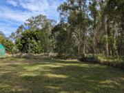 LOG CABIN ON 12 ACRES 10 MINUTES TO HEART OF CABOOLTURE...