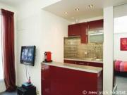 Logement à Paris, Location meublée Studio T1 Champs...