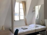 Logement à Paris, Location meublée Studio T1 Invalides...