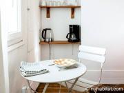 Logement à Paris, Location meublée T2 Parc Monceau,...