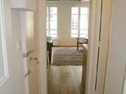 Logement à Paris, Location meublée T2 Place de la...