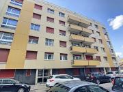 LOGEMENT DE2.5 PIECES TRES BIEN SITUE