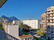 logement près du tram et du lycée Vaucanson logement près du tram et du lycée Vaucanson