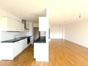 Loggienwohnung mit vollwertiger Einbauküche und Abstellraum
