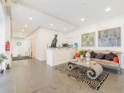 Loja, Almada Cova da Piedade Pragal Cacilhas