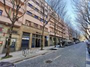 Loja ao mercado do Bolhão, centro do Porto