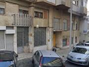 Loja/ Armazem 65m2 com WC Venda ou Arrendamento