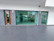Loja com 130 m2 para comércio em Odivelas