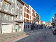 Loja com 19m2 localizada num prédio recente e moderno,...