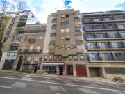 Loja com 273 m² terraço e 2 lugares de estacionamento...