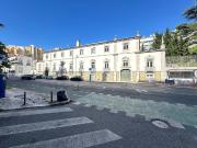 Loja com 6 lugares de parqueamento, 2 wc, na Alameda...