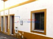 Loja com 79,5m, em terreno com 352m2, situada no centro...