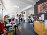 loja com Afetação a Comércio, com dois pisos Cacém |...