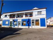 Loja com grande potencial em Largo Principal!