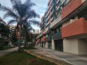 Loja com Saída de Fumos e 2 Lugares de Parqueamento –...