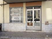 Loja comercial na rau Aurlia de Sousa, 12