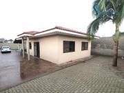 Casa / Sobrado para Locação em São José dos Pinhais/PR...