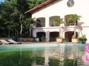 Loja / Comércio para Venda em Ubatuba/SP Arariba 15 Quartos