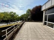 Loja de 4 frentes Porto Egas Moniz